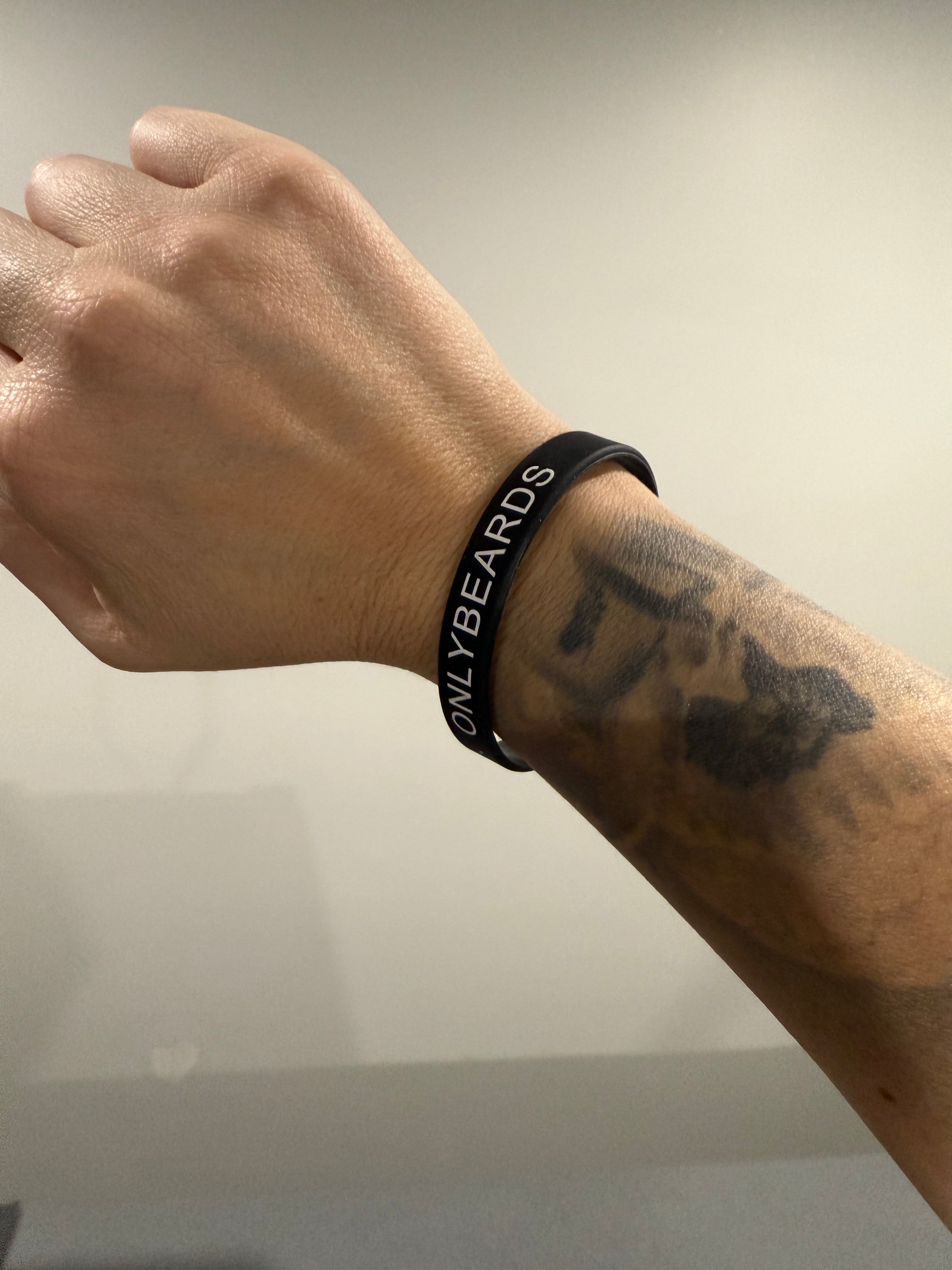 Wristband (black silicone)