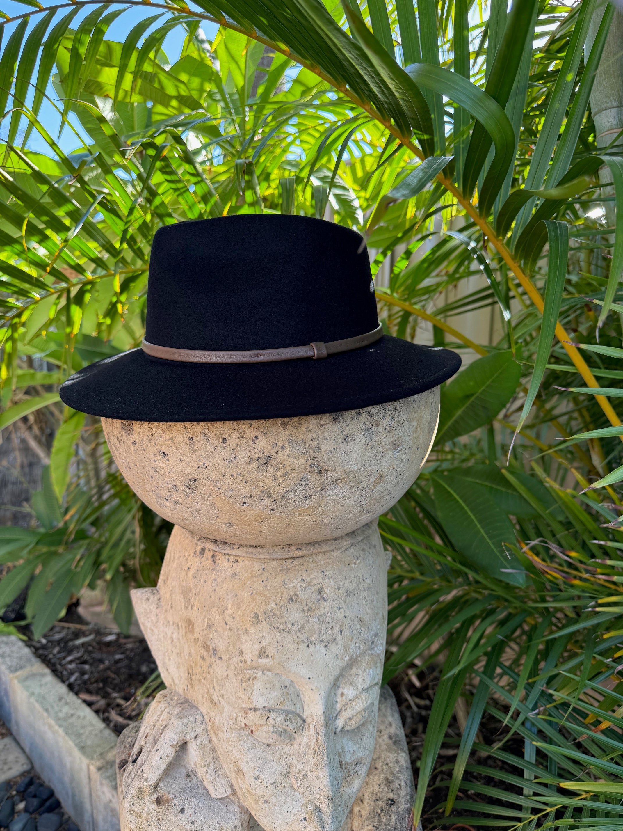 100% Wool Hat - Black